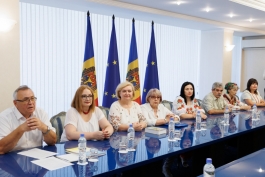 Глава государства встретилась с представителями украинского сообщества в Молдове