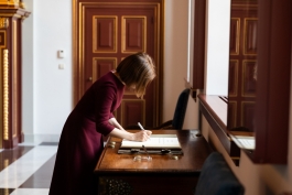   Președinta Maia Sandu a discutat cu Regele Willem-Alexander al Țărilor de Jos