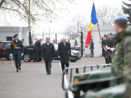 Președintele Nicolae Timofti a participat la ceremonia de donare a unui lot de tehnică militară din partea Guvernului SUA către Armata Națională