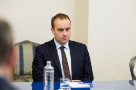 Șefa statului a avut o întrevedere cu Ministrul Forțelor Armate din Franța, Sébastien Lecornu