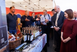  Глава государства поздравила виноделов и виноградарей с Национальным днем вина