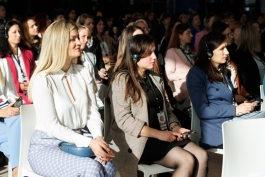 Глава государства приняла участие в Moldova Women Forum 2023: «У нас 40% женщин-депутатов в парламенте, и каждую пятую примэрию в нашей стране возглавляет женщина»