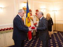 Președintele Republicii Moldova, Nicolae Timofti, a acordat distincții de stat unui grup de cetățeni