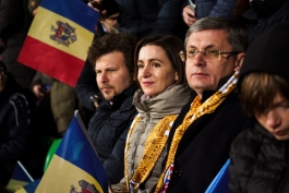 Глава государства посетила стадион «Зимбру», где проходил футбольный матч между Молдовой и Албанией