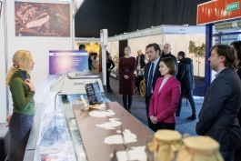 Șefa statului a vizitat expoziția „Antreprenor Expo” și a vorbit cu mai mulți oameni de afaceri  