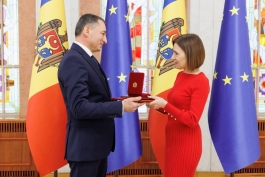  Президент Майя Санду встретилась с послом Азербайджанской Республики в Молдове Е.П. Гудси Османовым
