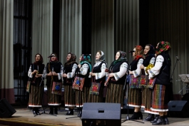 Șefa statului a participat la un concert, la Călărași, organizat în cadrul campaniei „Hai acasă de Crăciun!”