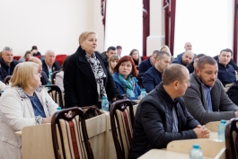 Președinta Maia Sandu s-a întâlnit cu mai mulți primari din raionul Fălești