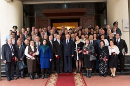 Președintele Republicii Moldova, Nicolae Timofti, a acordat distincții de stat unui grup de cetățeni