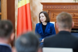 Președinta Maia Sandu a discutat cu reprezentanții mediului de afaceri despre referendumul  privind aderarea Moldovei la familia europeană 