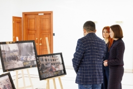 La Președinție sunt expuse fotografiile jurnaliștilor Viorica Tataru și Andrei Captarenco pentru a comemora doi ani de război în Ucraina