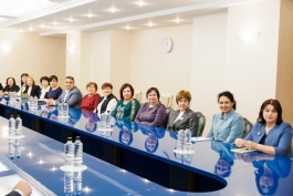 Șefa statului a discutat cu profesorii despre referendumul pentru aderarea Moldovei la UE