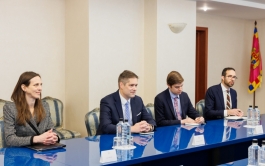 Președinta Maia Sandu a avut o întrevedere cu Secretarul adjunct al Biroului pentru Afaceri Europene și Eurasiatice al Departamentului de Stat al SUA, Christopher W. Smith