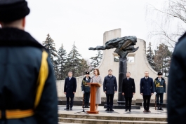 Președinta Maia Sandu a comemorat eroii căzuți în conflictul armat de pe Nistru