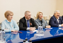 Глава государства провела дискуссию с представителями Национальной конфедерации профсоюзов по вопросу референдума о вступлении в ЕС