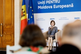  Президент Майя Санду обратилась к гражданам и средствам массовой информации с речью о важности референдума о присоединении Молдовы к Европейскому Союзу
