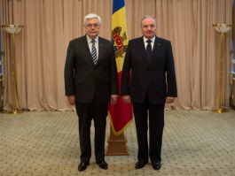 Президент Николае Тимофти встретился с послом Украины Сергеем Пирожковым