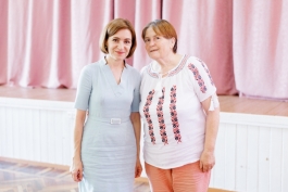 Președinta Maia Sandu s-a întâlnit cu mai mulți primari din raionul Florești și a vizitat stația de epurare 