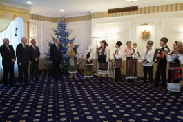 Президент Николае Тимофти принял в канун Рождества по новому стилю группы колядующих