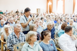 Президент Майя Санду на встрече с жителями города Яловень: «Шаг за шагом мы добиваемся побед, которые в совокупности означают огромный скачок в развитии нашей страны»