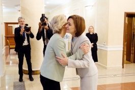 Președinta Maia Sandu, la întrevederea cu Președinta Comisiei Europene, Ursula von der Leyen:„Uniunea Europeană ne-a fost alături de la obținerea statutului de candidat până la lansarea oficială a negocierilor de aderare”