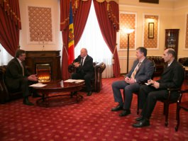 Președintele Nicolae Timofti l-a primit pe secretarul general al OCEMN, Victor Țvircun