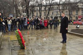 Romanian president ends two-day visit to Moldova