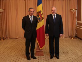 Moldovan president meets French official