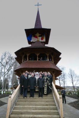 Președintele Nicolae Timofti și domnul Traian Băsescu, fost președinte al României, au vizitat orașul Soroca