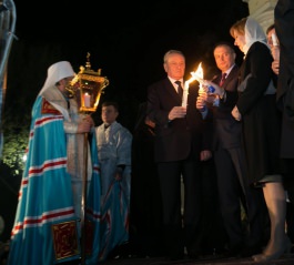 Președintele Nicolae Timofti a participat la slujba de Înviere