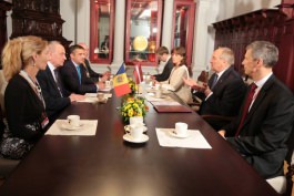 Президент Николае Тимофти встретился со своим латвийским коллегой Андрисом Берзиньшем