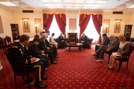 Президент Николае Тимофти принял с визитом министра военно-морских сил США Рэя Мэйбаса