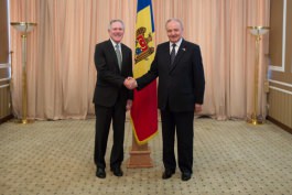 Moldovan president meets U.S. Secretary of the Navy