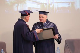 Moldovan President receives Doctor Honoris Causa title from Romanian university