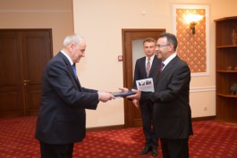 Президент Тимофти принял верительные грамоты послов трех стран